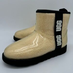 Ugg Classic Clear Mini Sherpa Lined Boots Size 8